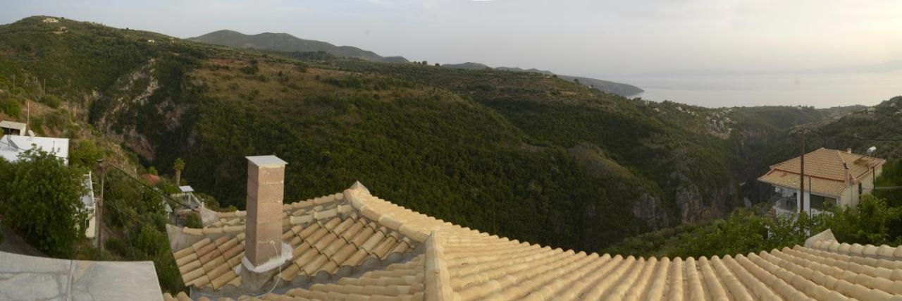 Papadeas Villas Megali Mantineia Exterior photo